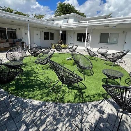 Wonderful Studio Residence 15 Min From The Beach Miami Bagian luar foto