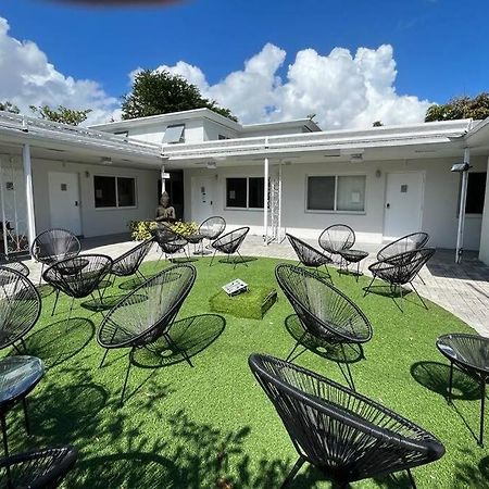 Wonderful Studio Residence 15 Min From The Beach Miami Bagian luar foto
