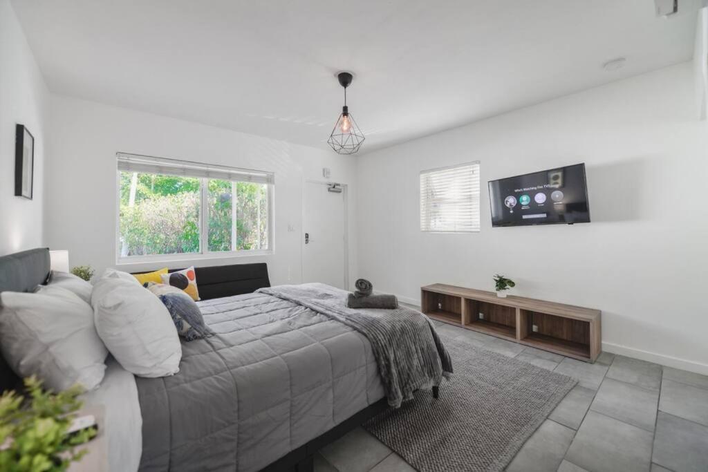 Wonderful Studio Residence 15 Min From The Beach Miami Bagian luar foto