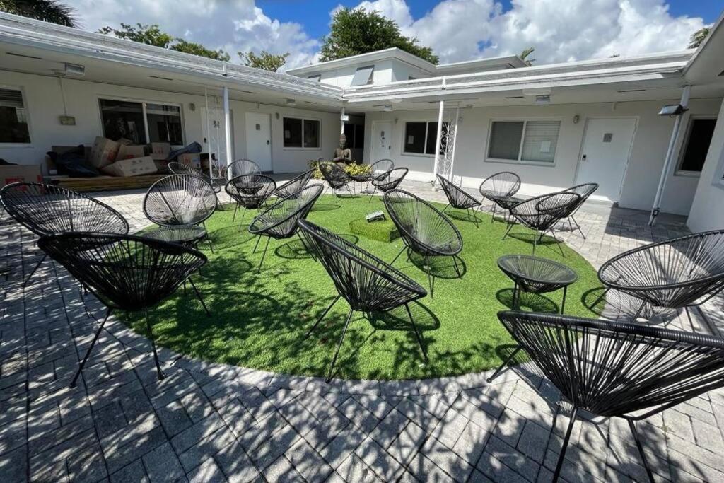 Wonderful Studio Residence 15 Min From The Beach Miami Bagian luar foto